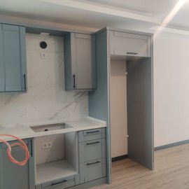Interior 6