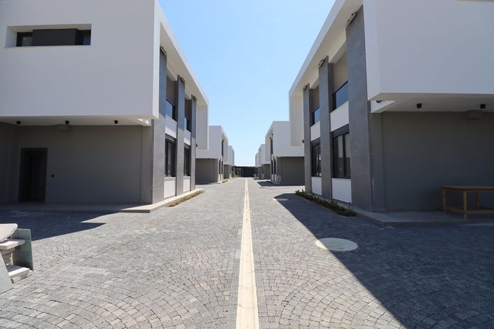 Image No.2-4 Bed House/Villa for sale