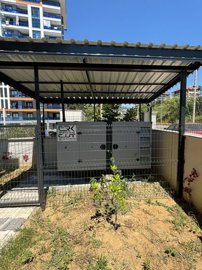 Exterior 8