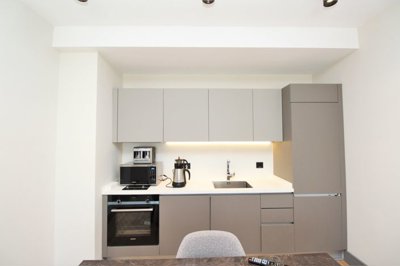 Interior 3
