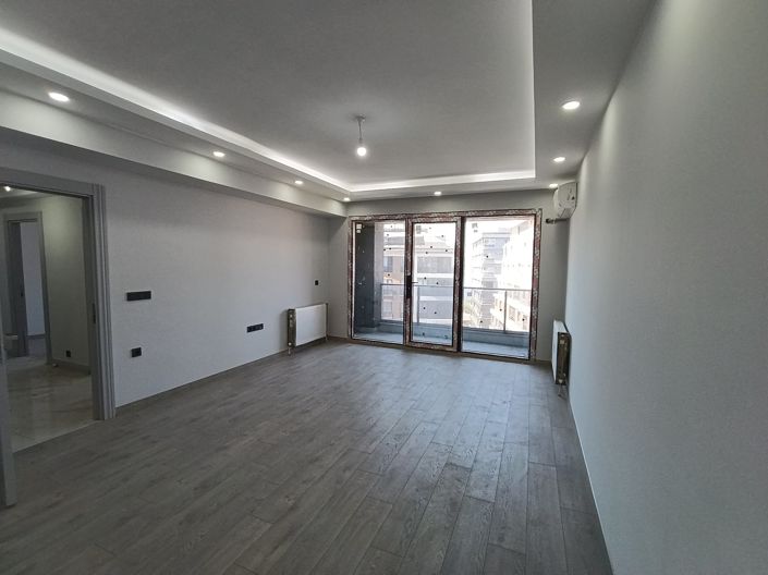 Image No.12-Appartement de 1 chambre à vendre à Küçükçekmece