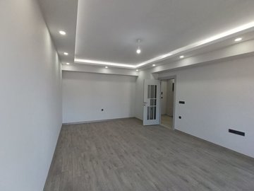 Interior 3