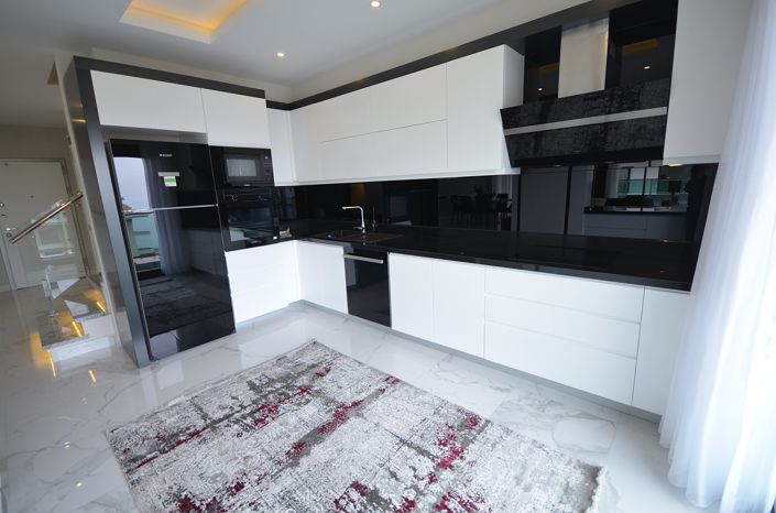 Image No.31-3 Bed Apartment for sale