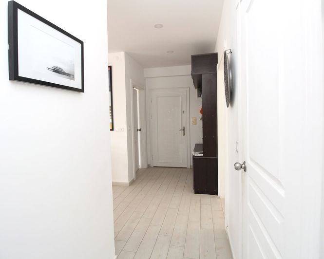 Image No.29-3 Bed Apartment for sale