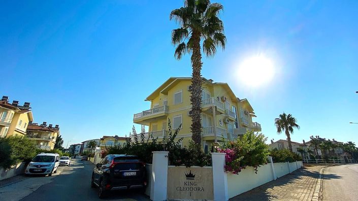 Image No.8-3 Bed Apartment for sale