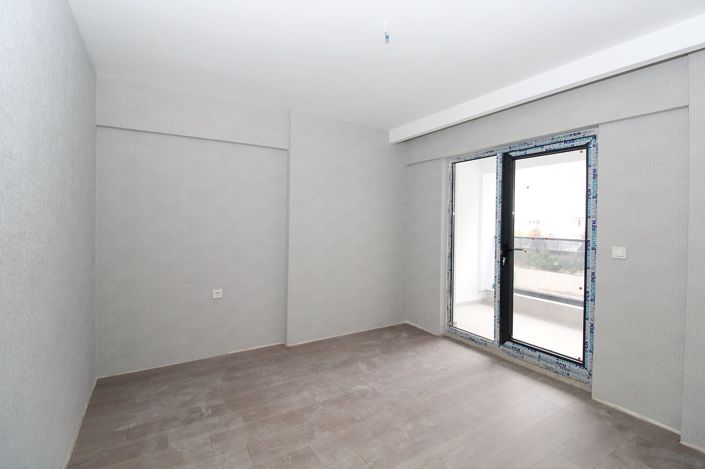 Image No.10-1 Bed Apartment for sale