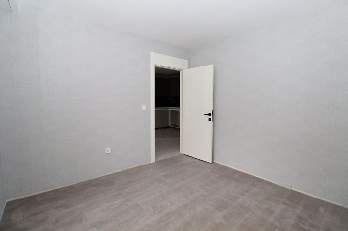 Image No.11-1 Bed Apartment for sale