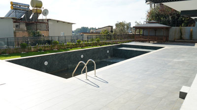 Exterior 6