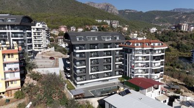 Exterior 3