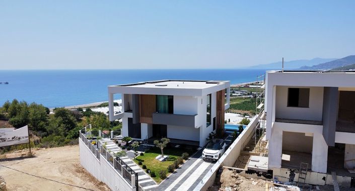 Image No.1-4 Bed House/Villa for sale