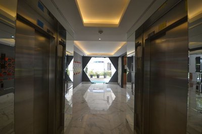 Exterior 10