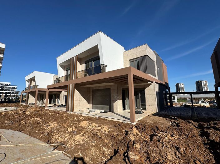 Image No.17-4 Bed House/Villa for sale