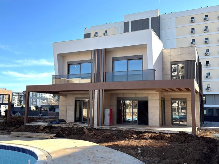 Image No.19-4 Bed House/Villa for sale