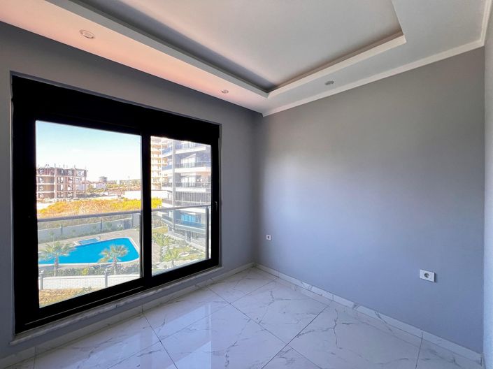 Image No.18-2 Bed Apartment for sale