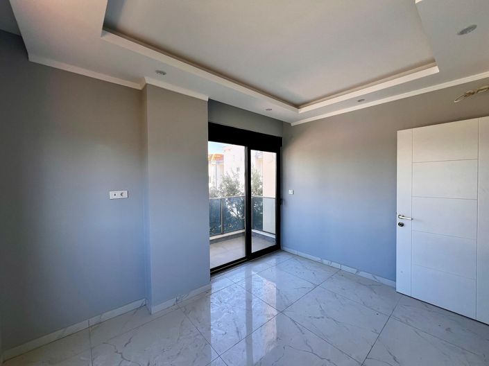 Image No.20-2 Bed Apartment for sale