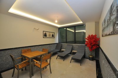 Exterior 15