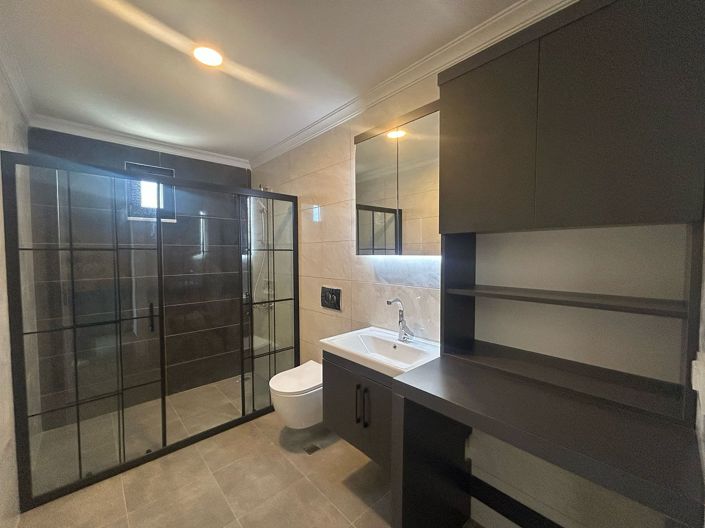 Image No.27-2 Bed Apartment for sale