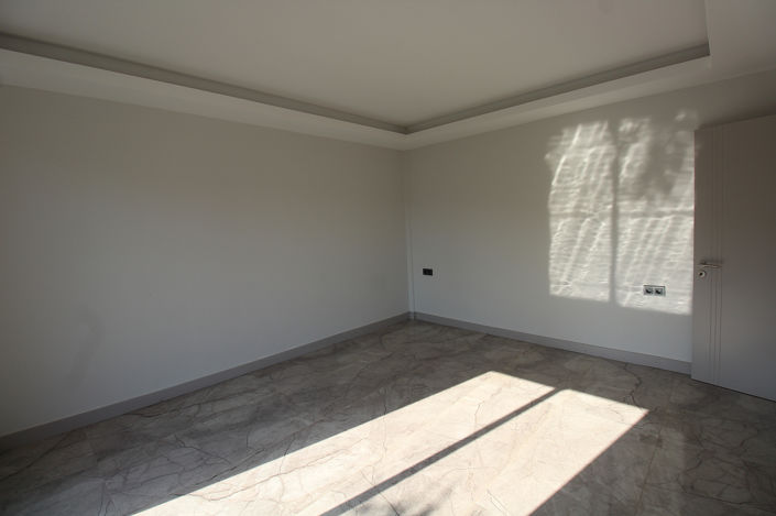 Image No.33-3 Bed Apartment for sale