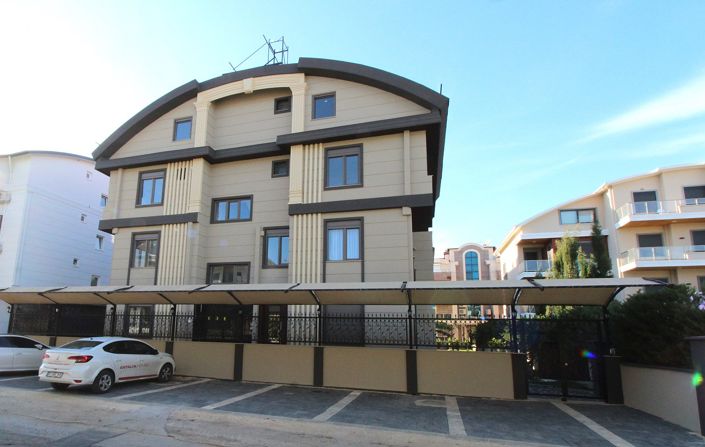 Image No.18-3 Bed Apartment for sale