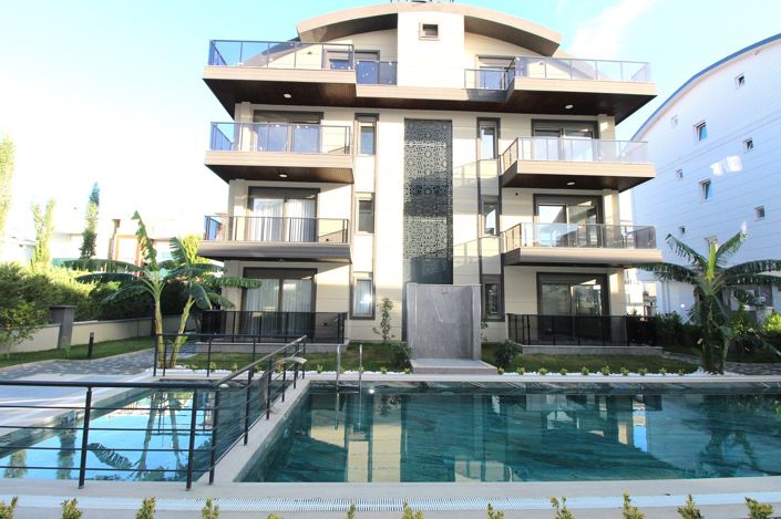 Image No.8-3 Bed Apartment for sale