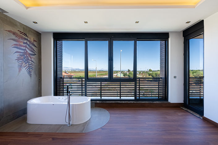 Image No.25-4 Bed House/Villa for sale