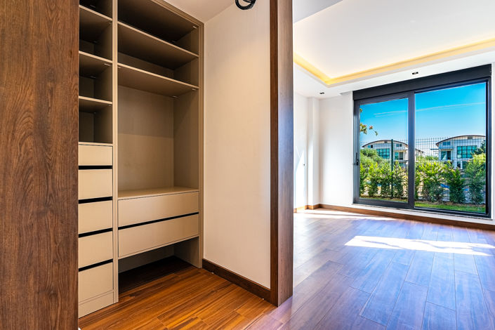 Image No.51-4 Bed House/Villa for sale