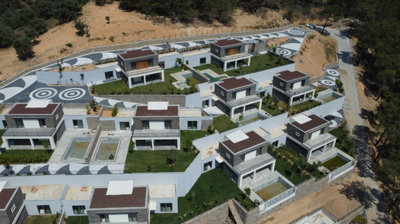 Exterior 1