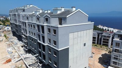 Exterior 3