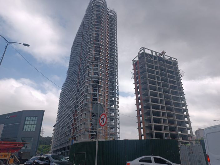 Image No.19-5 Bed Apartment for sale