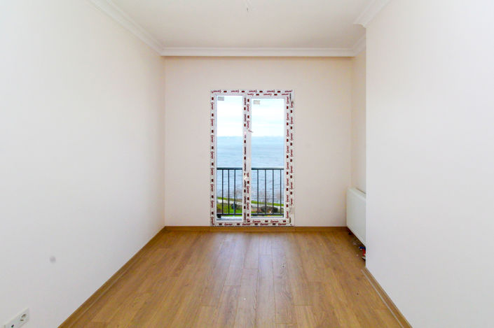 Image No.16-Appartement de 2 chambres à vendre à Küçükçekmece