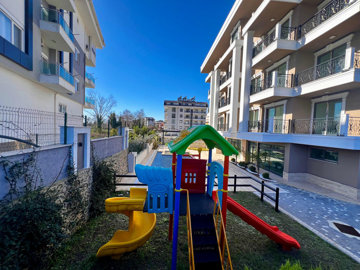 Exterior 3