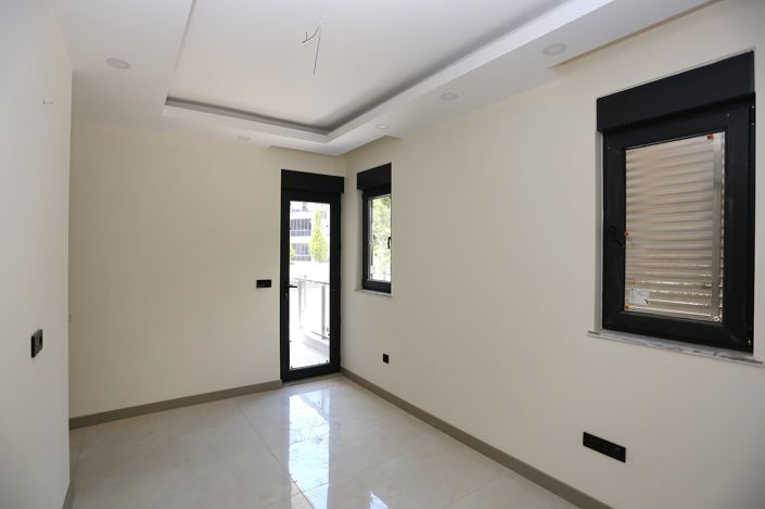 Image No.45-1 Bed Apartment for sale