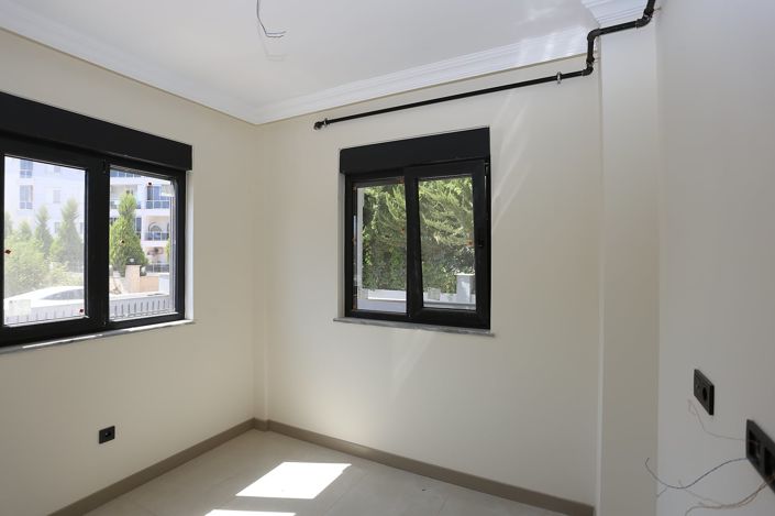 Image No.50-1 Bed Apartment for sale