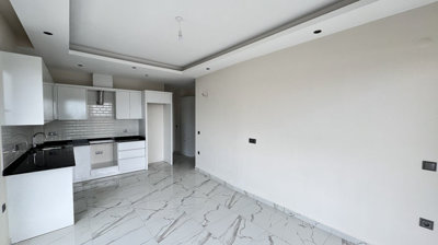 Interior 4