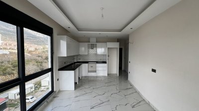 Interior 6