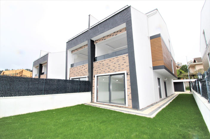 Image No.1-Maison / Villa de 5 chambres à vendre à Nilüfer