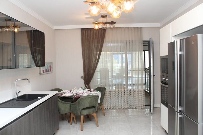 Image No.14-4 Bed Apartment for sale