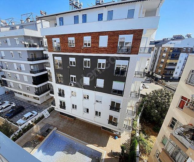 Image No.1-Appartement de 4 chambres à vendre à Sinan