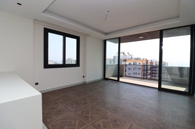 Interior 3