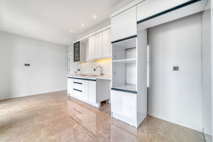 Image No.16-3 Bed Apartment for sale