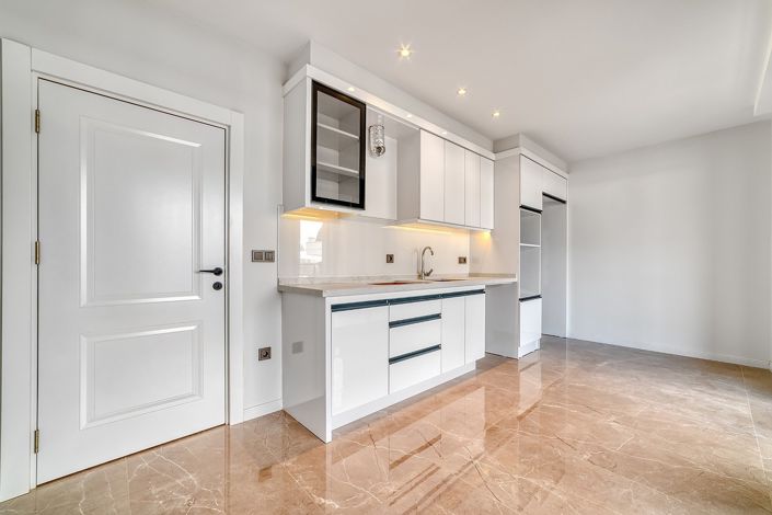 Image No.17-3 Bed Apartment for sale