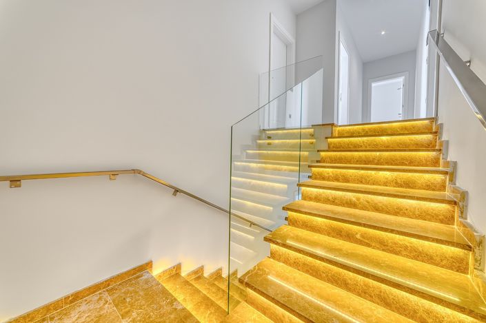 Image No.24-3 Bed Apartment for sale