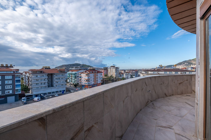 Image No.11-Commercial de 3 chambres à vendre à Figla