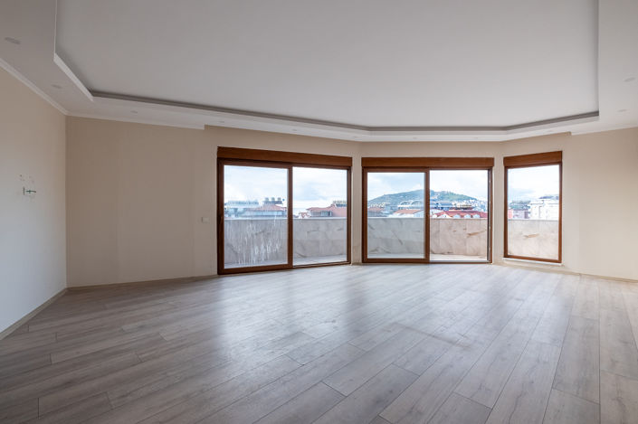 Image No.5-Commercial de 3 chambres à vendre à Figla