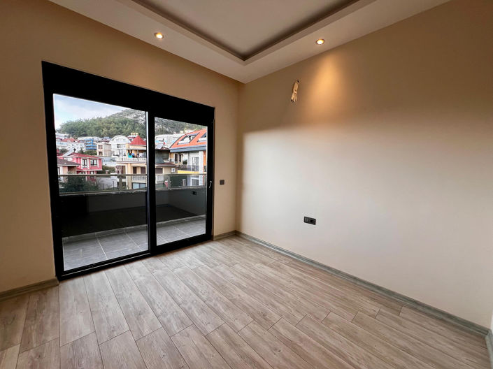 Image No.29-2 Bed Apartment for sale