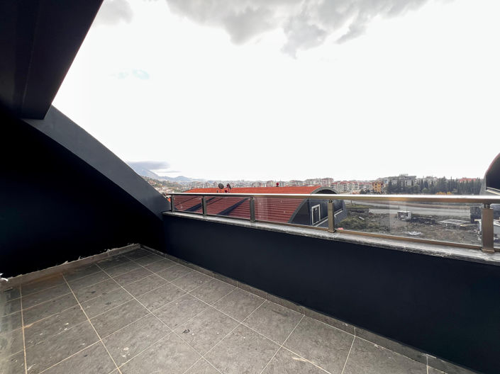 Image No.32-2 Bed Apartment for sale