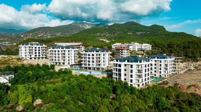 Exterior 5