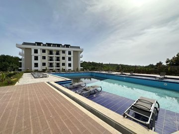 Exterior 6