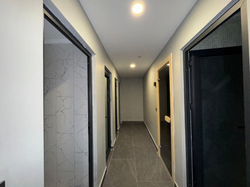Exterior 13