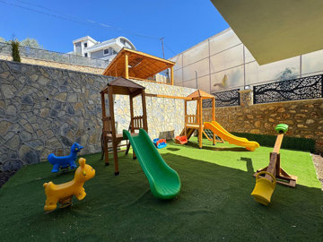 Exterior 5